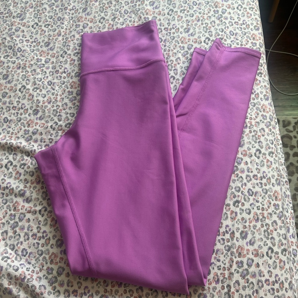 ALO Yoga Bright Lavender High-Rise Leggings